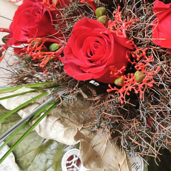 Bouquet Rose Rosse e Jatropha